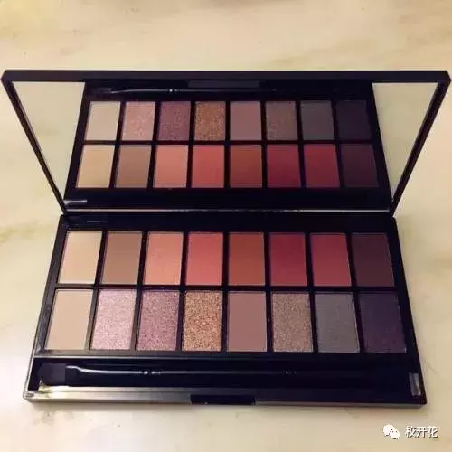 美妆博主林允上线，当红小花原来爱用这些平价化妆品？