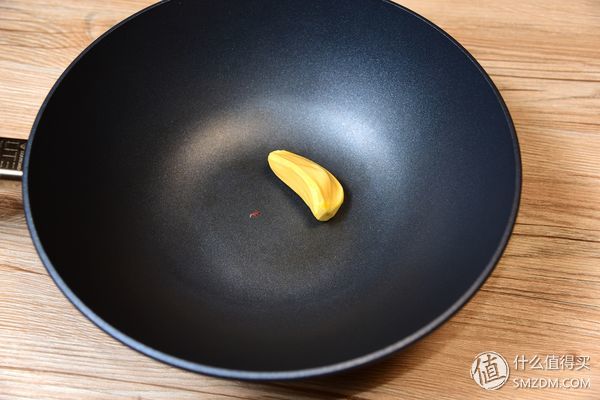 毁于一蛋，晒单变评测：我知道了苏泊尔、WOLL、TVS不粘锅的秘密