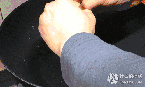 毁于一蛋，晒单变评测：我知道了苏泊尔、WOLL、TVS不粘锅的秘密