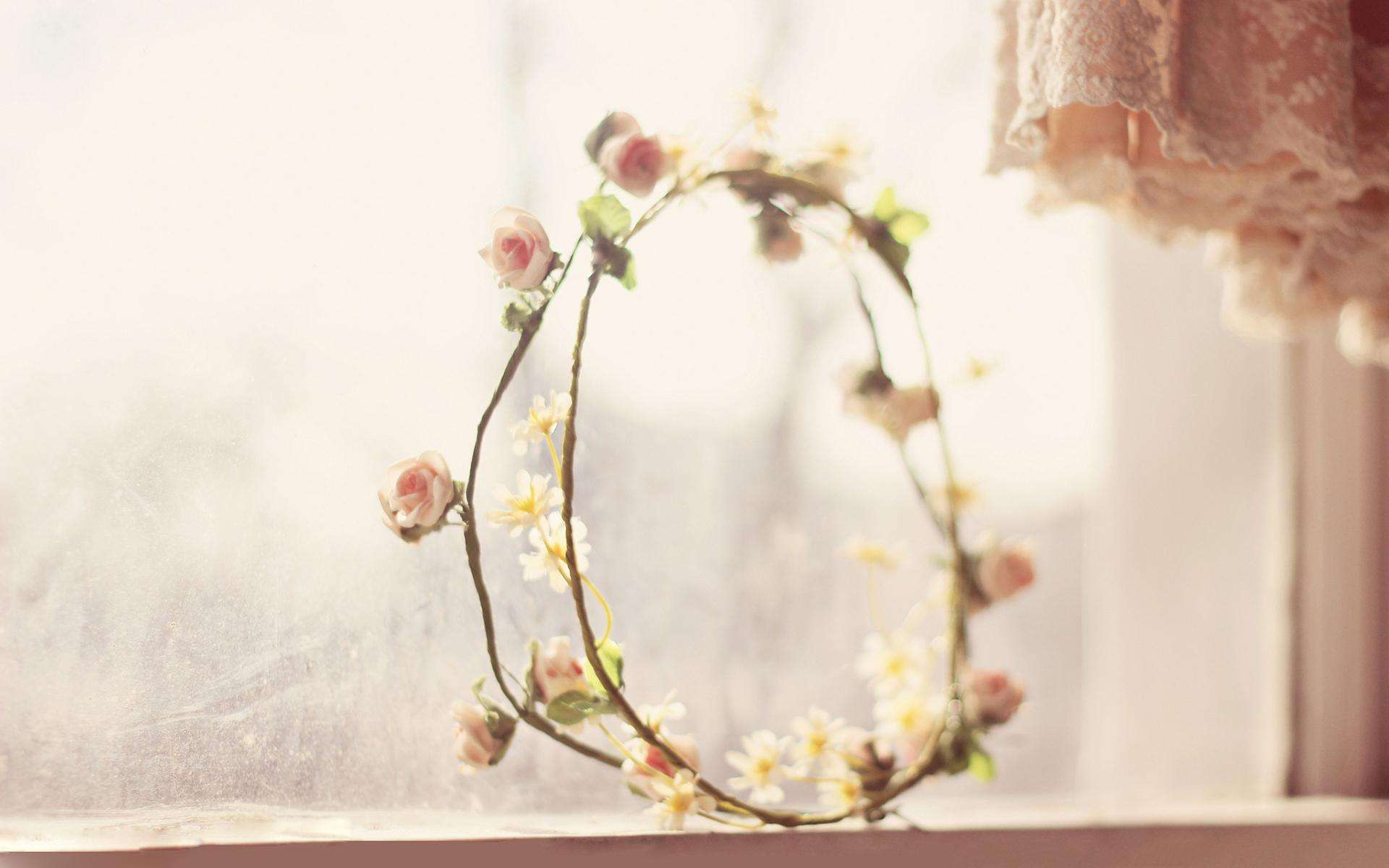 日常成语积累：形容高兴、悲伤、生气的成语都有哪些？