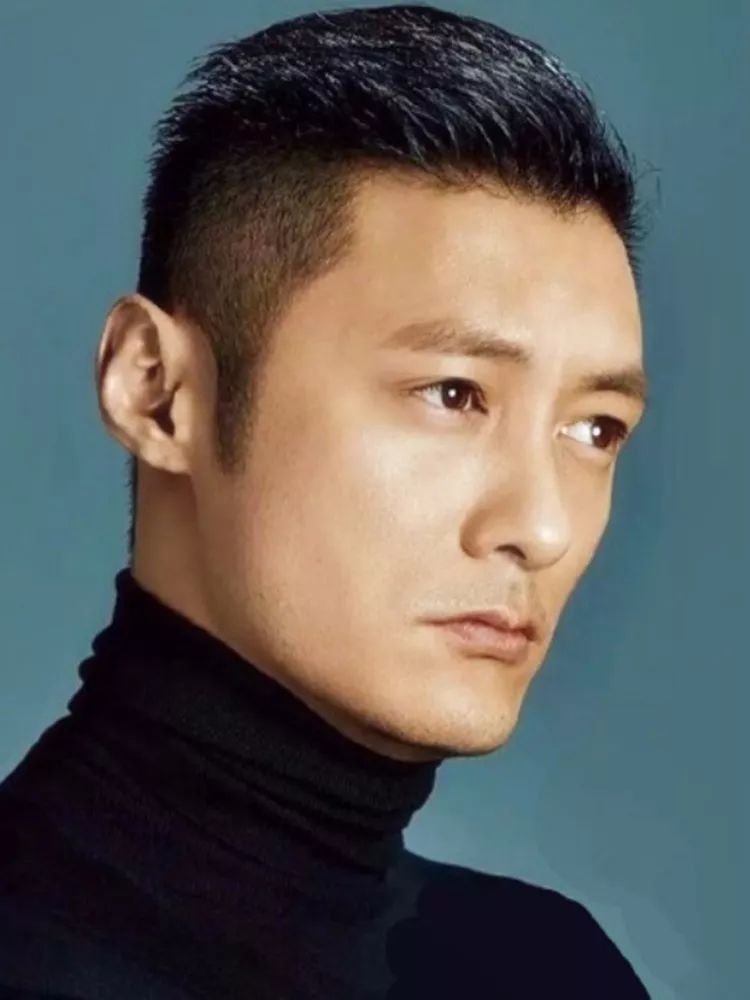 男生发际线高，头发稀少，剪这些发型就对了！
