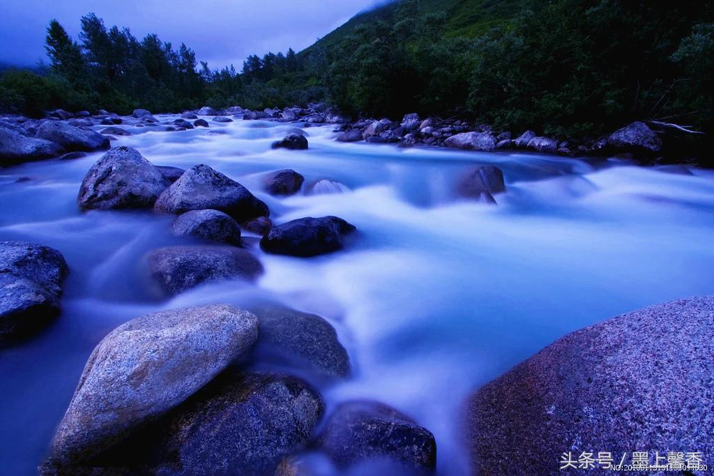 溪水长流，愿能清静…… 美化你的心灵！