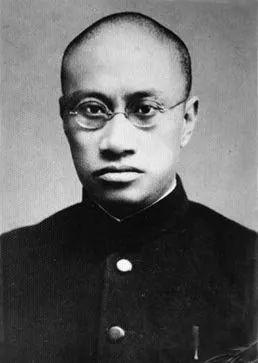 老照片 | 百年北大的那些师生往事：教授上课可以抽水烟喝茶