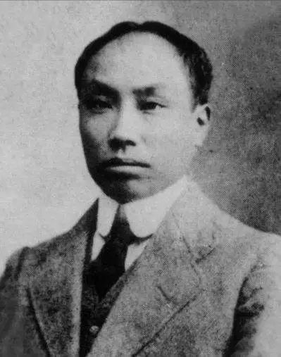 老照片 | 百年北大的那些师生往事：教授上课可以抽水烟喝茶