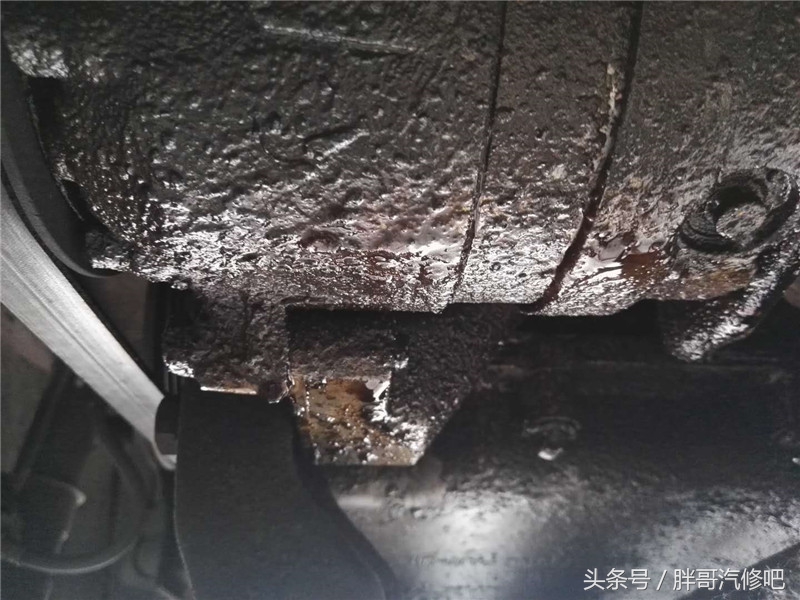 汽车颠簸路面底盘异响胖哥带你检查，从此告别异响