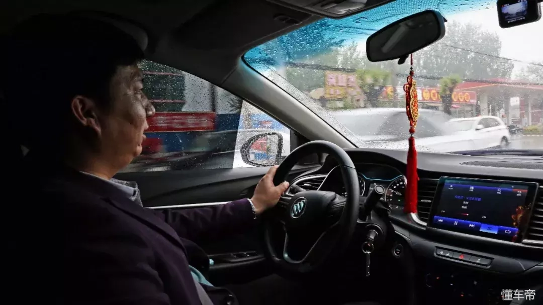 别克全新英朗、阅朗与GL6三款车，三缸车型到底抖不抖，动力怎样？