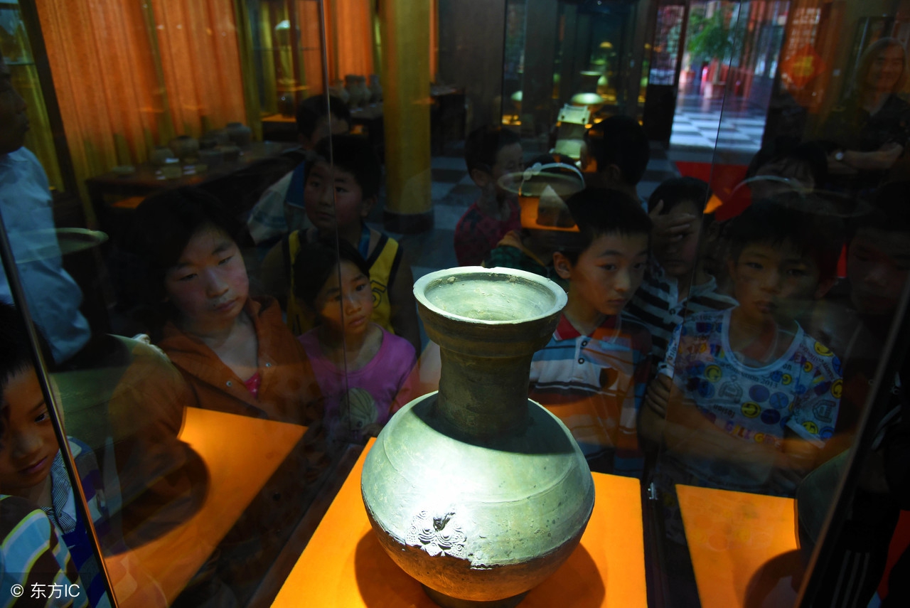 传统住宅家居风水日课常识皇极秘传风水“天地阴阳掌”