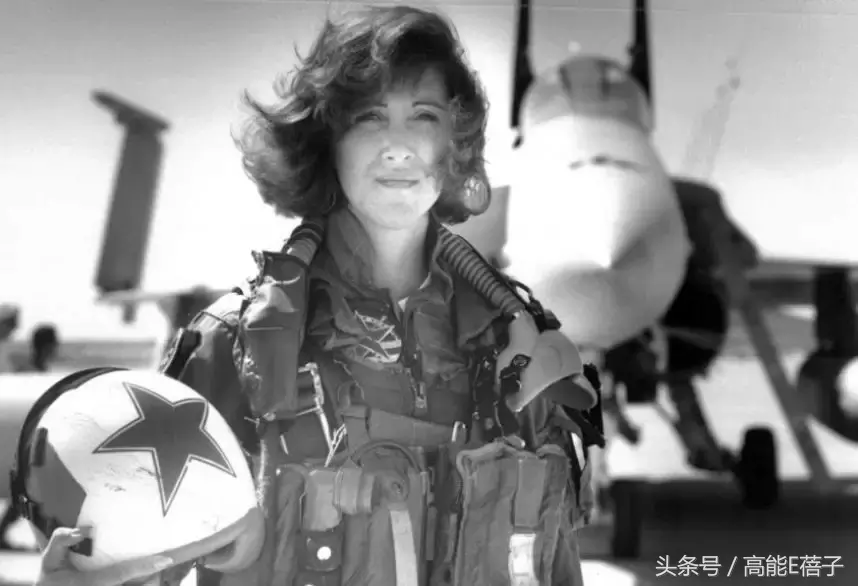 真实事件改编：22年前一次检修漏洞，让航班飞行20分钟后突然消失