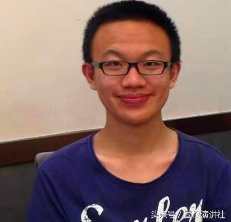 申奥2017年706分的高考故事，学霸用只能接打电话的普通手机