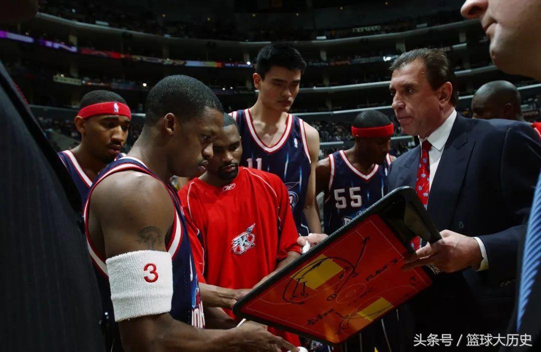 弗朗西斯为什么能打nba(曾为姚明出头，火箭时期的弗朗西斯是个怎样的球员？)