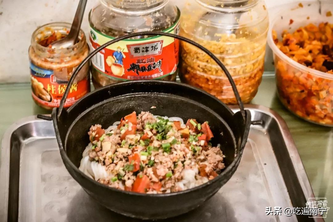 新竹这家开了快30年的粉店，一天能卖300碗老友粉