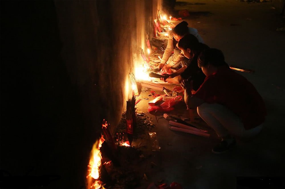 人间百态！高考之镇“毛中”的夜生活