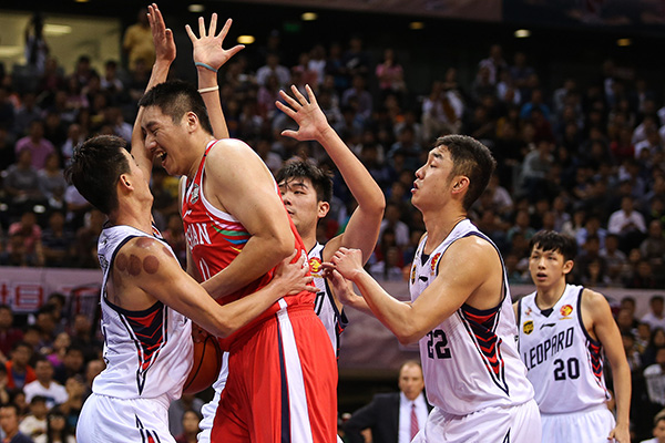 唐正东为什么不去nba(再见唐正东！CBA一代中锋转身告别，那些旧梦终成过往)