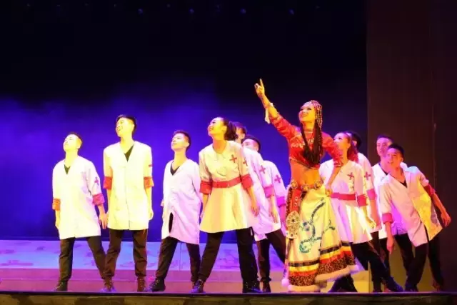 直播预告｜有颜又有才！6月13日晚，郫都区第二届大学生艺术节邀您共赏！