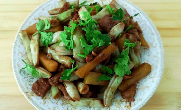 蕓豆燉土豆,蕓豆燉土豆的家常做法