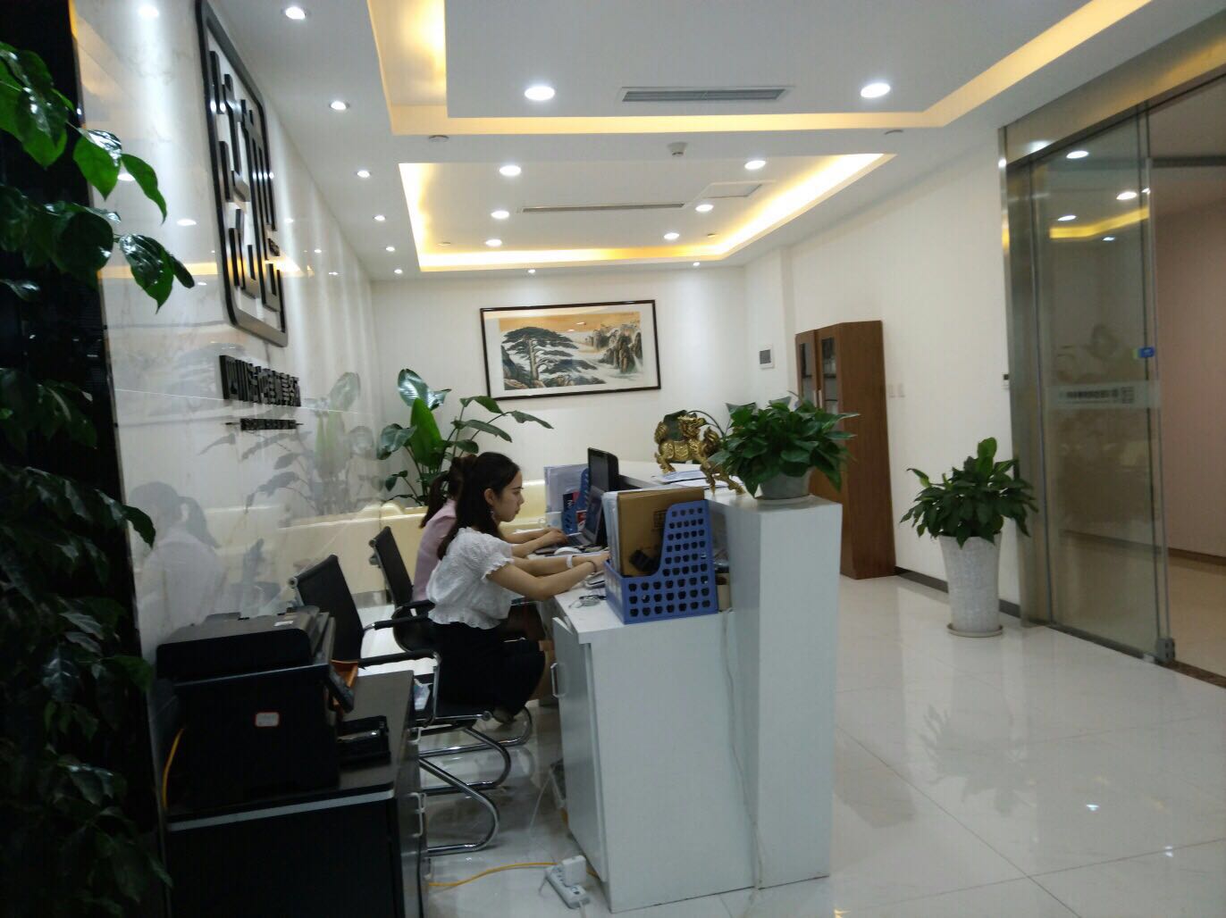 法也刑事团队-只办理刑事案件，提供免费咨询和辩护方案