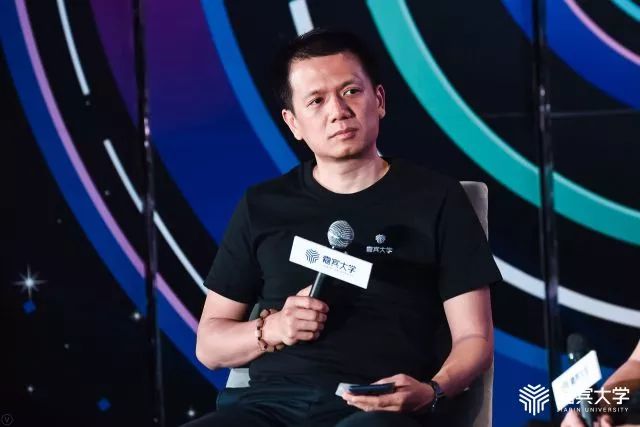 从卖矿泉水到送矿泉水，模式创新是如何改变创业公司的？