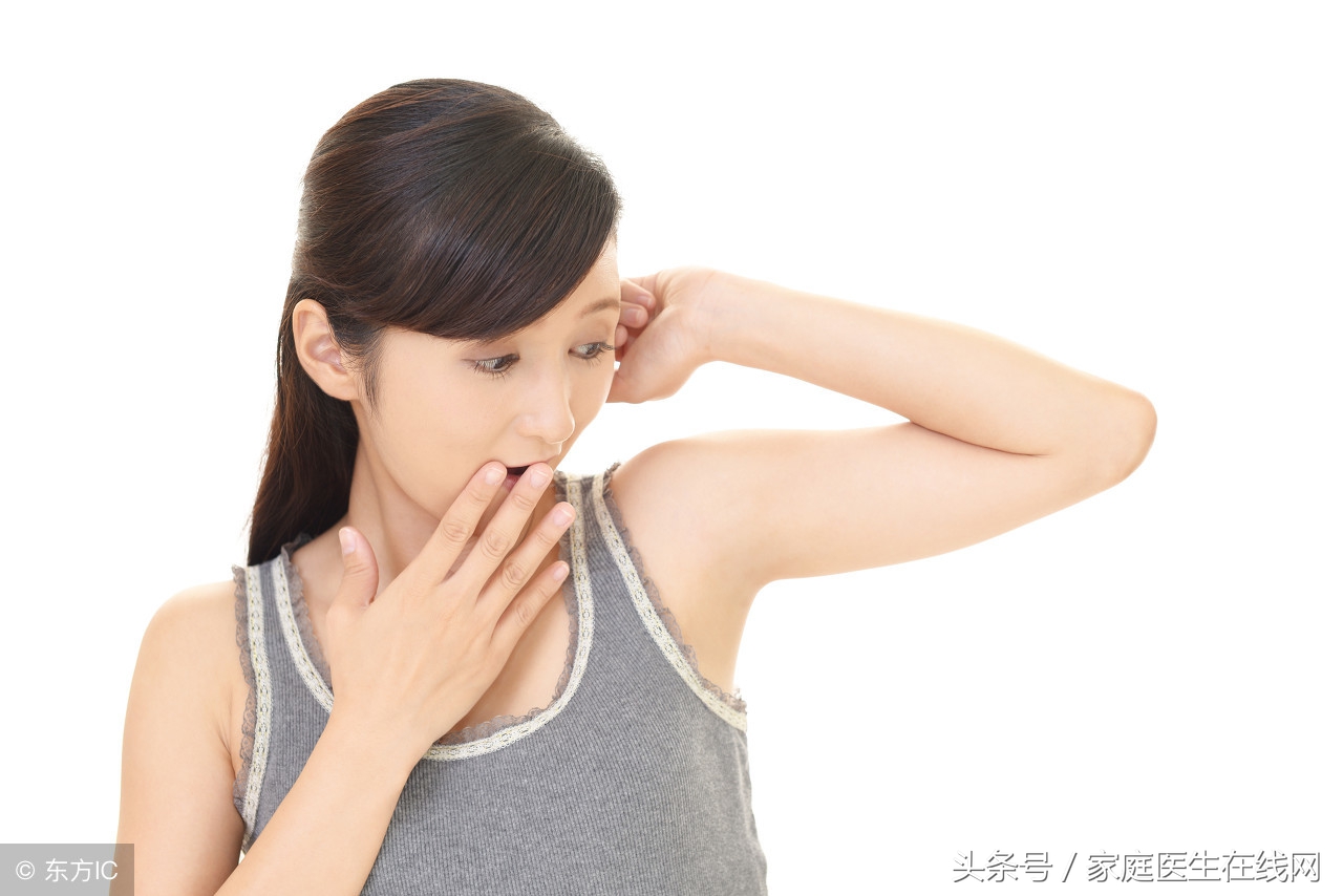 后背上长了很多痘痘，该怎么办？做好这些事，不用太发愁