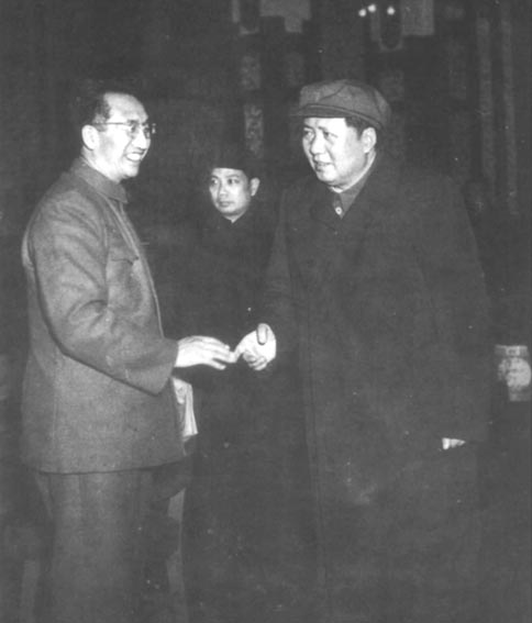 1934年国军少将救下8.6万红军，建国后毛泽东叮嘱：一定要找到他