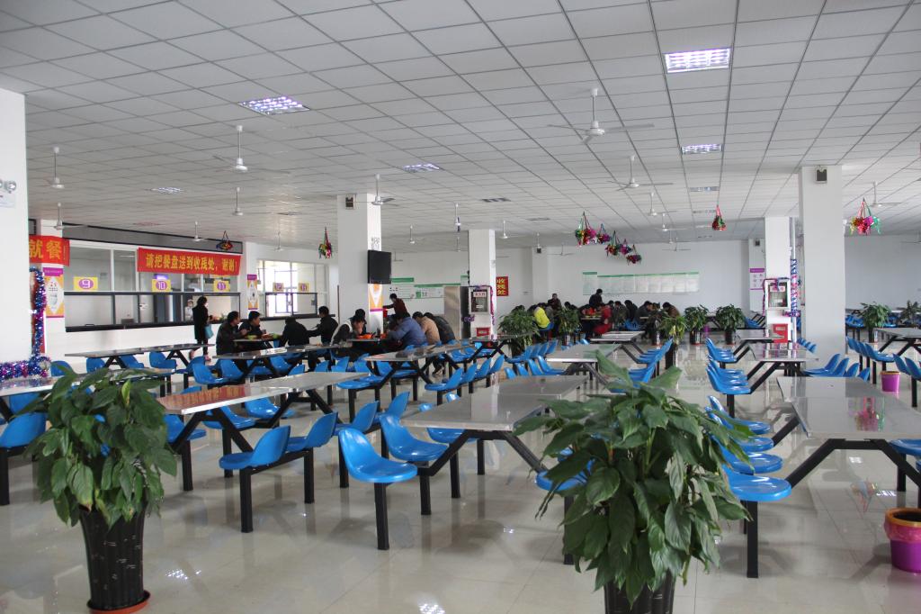 「填空题」这是一所？学校