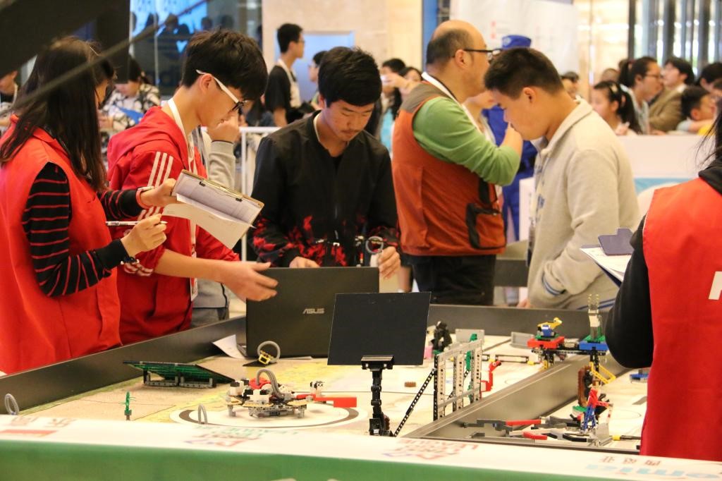 「填空题」这是一所？学校