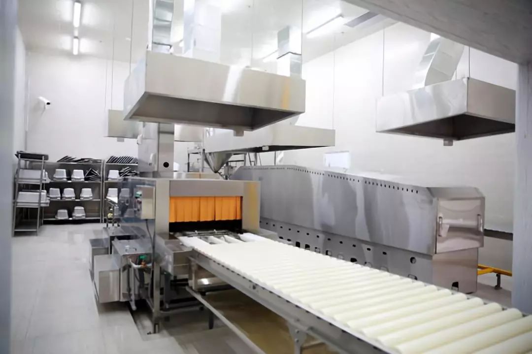 天堂就是丽娃河——华东师范大学