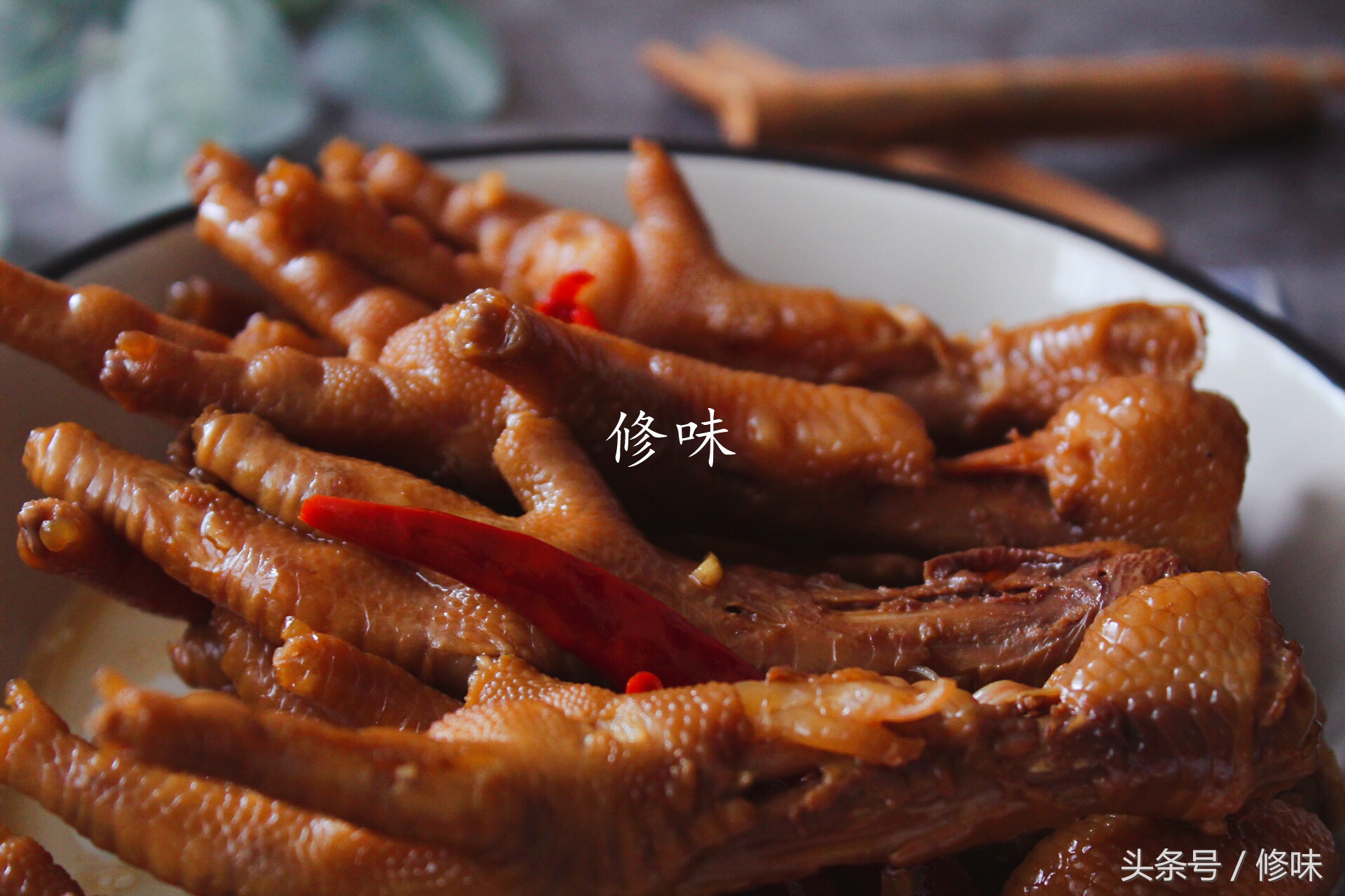 麻辣鹵雞爪的做法,麻辣鹵雞爪的做法及配料