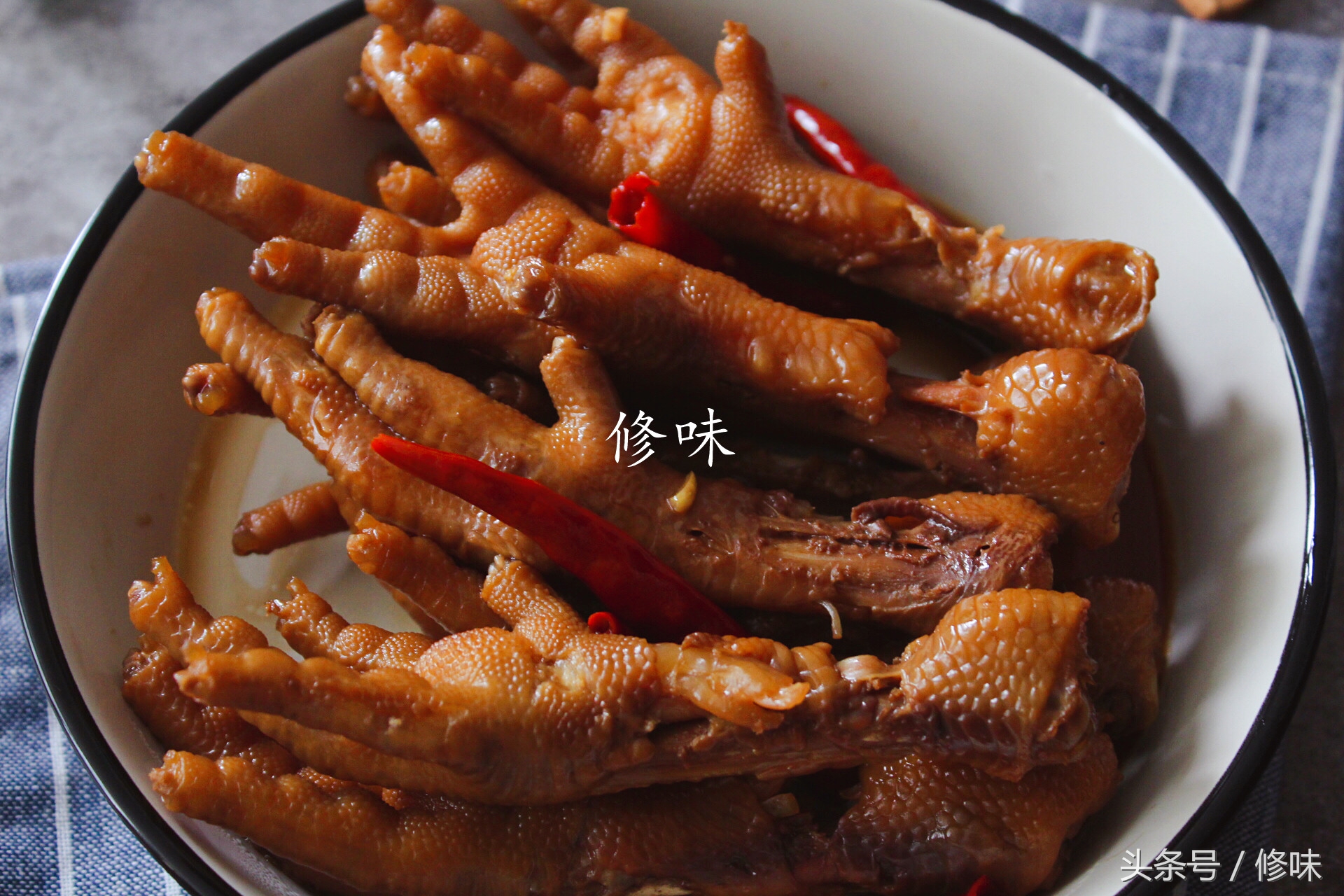 麻辣鹵雞爪的做法,麻辣鹵雞爪的做法及配料