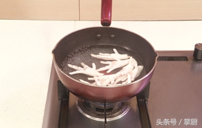 卤鸡爪最好吃的做法，不用一滴油，美味又健康，待客喝酒的必备菜