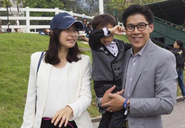 王克楠车祸我们都被郭晶晶骗了原来她的初恋对象不是田亮而是死去多年