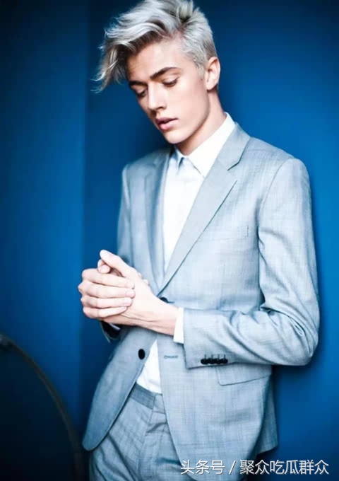 robbie wadge(10位有颜有身材，荷尔蒙爆表的90后鲜肉男模)