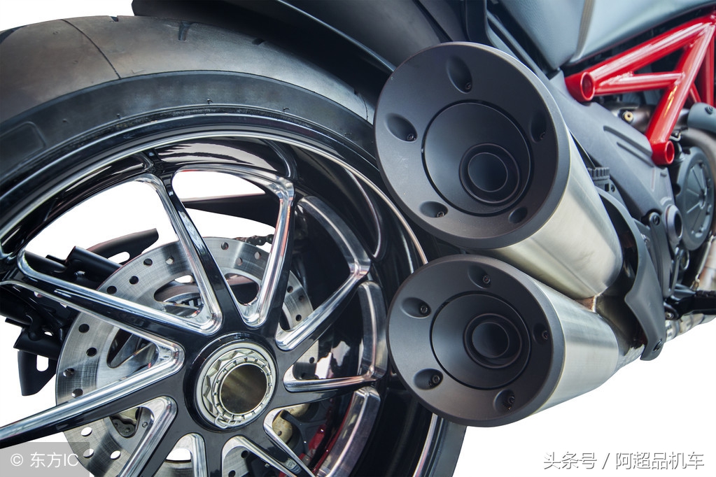 在不伤摩托的情况下，如何改装排气声音与急速呢？阿超来教你！
