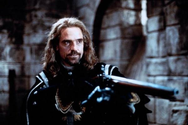 大仲马《铁面人》:这样的人生何处寻(影视评论)