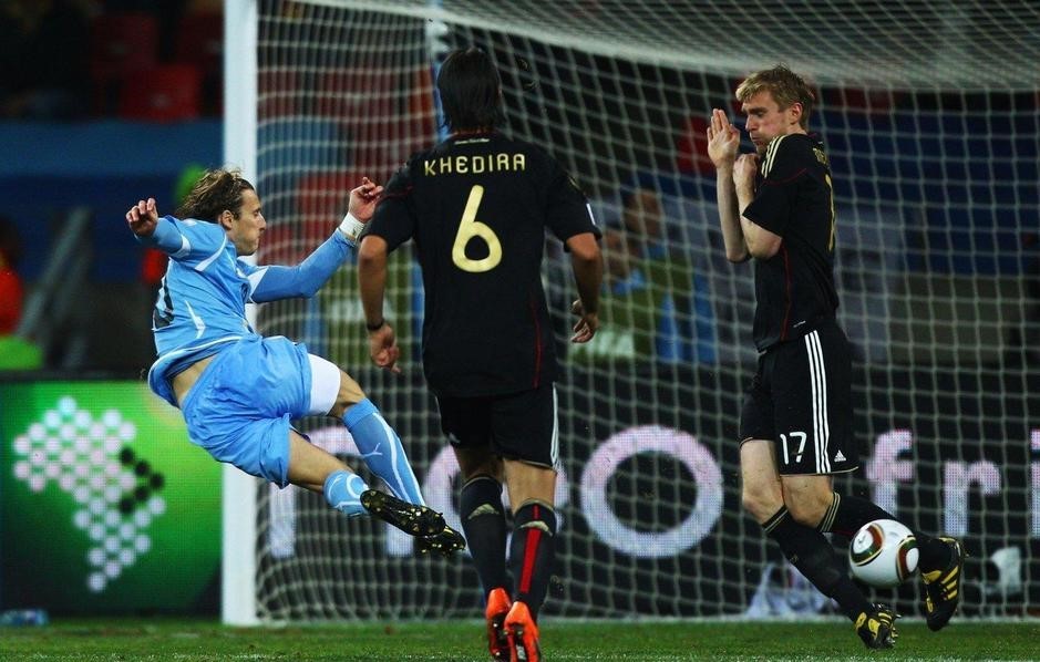 南非世界杯乌拉圭(难忘2010世界杯季军战，德国3-2乌拉圭，弗兰险绝杀)