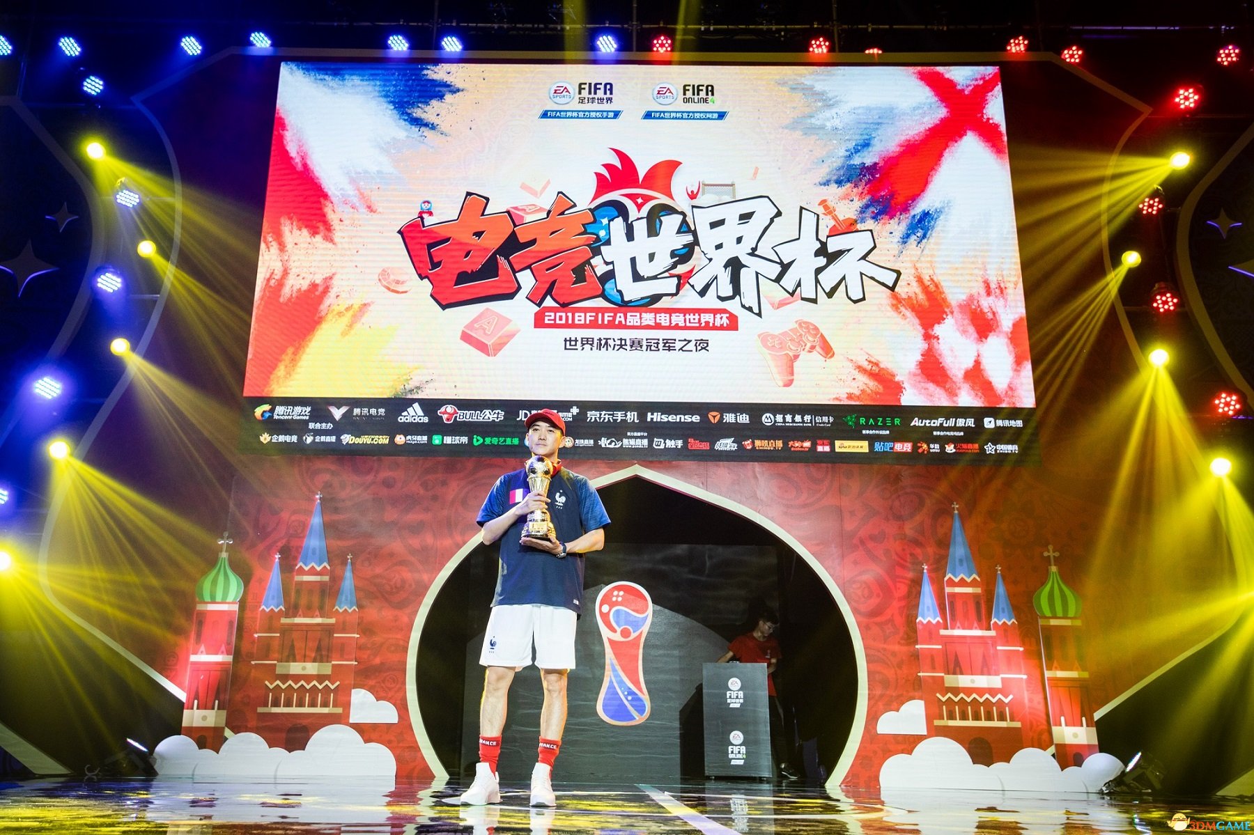 为什么是乌拉世界杯(传统与现代的融合，FIFA电竞世界杯圆满落幕)