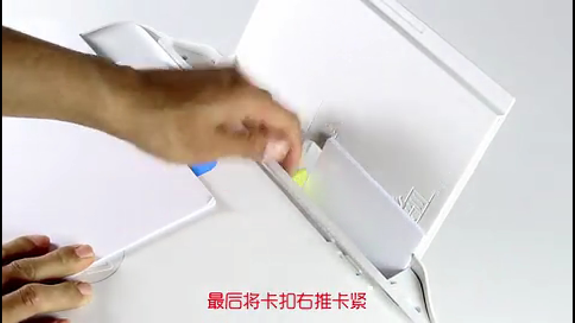HP2132喷墨打印机从安装到使用图文教程，墨盒、放纸、驱动、打印