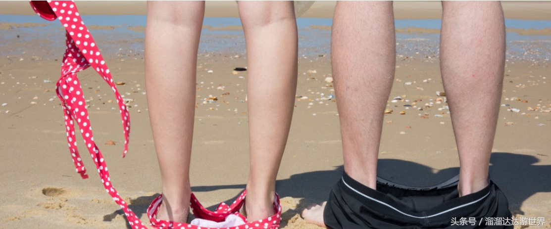 意想不到的十个裸体海滩天体浴场，人们真的是来晒黑的吗？