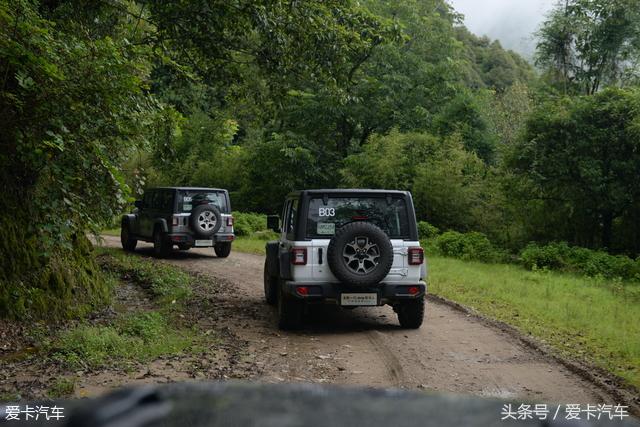 千呼万唤始出来，新Jeep牧马人试驾体验