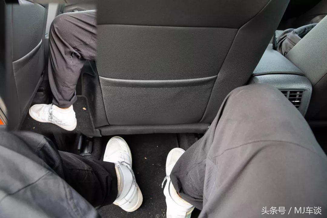 开起来挺高级——90后小伙试驾一汽大众 T-roc 探歌