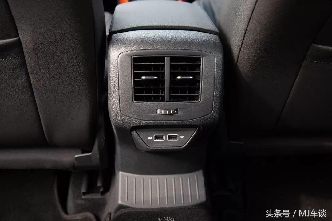 开起来挺高级——90后小伙试驾一汽大众 T-roc 探歌