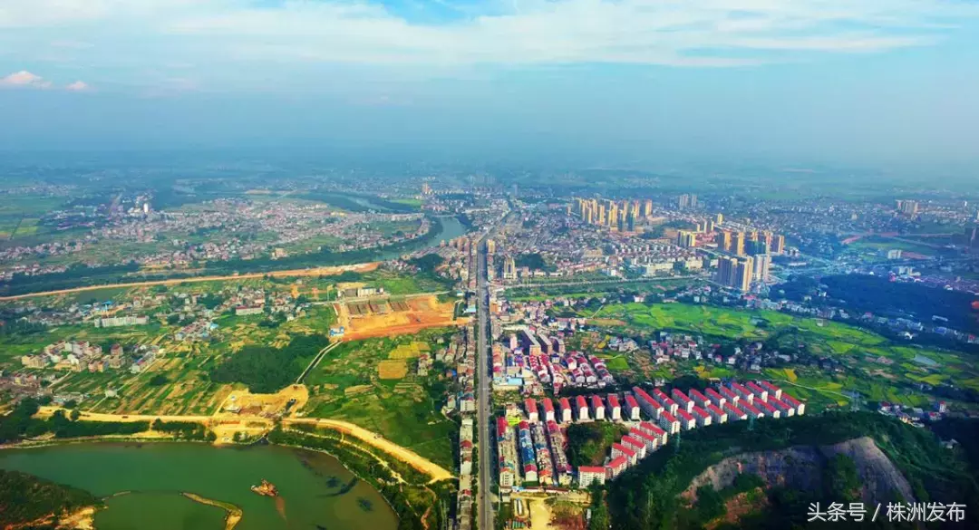 要闻:株洲3所学校成为全国国防教育示范校丨市民遇不文明养犬行为可举报