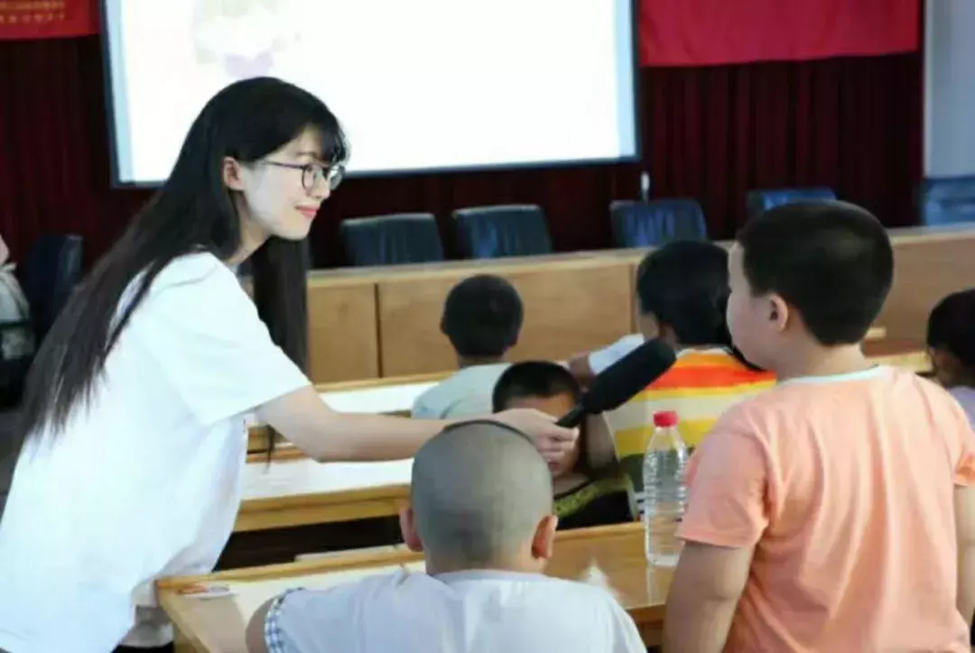 全民校花评选中闯入全国五强！浙大妹子却说担不起校花之名，只想去祖国需要的地方