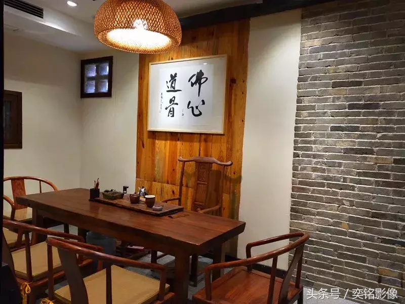 平江首个陶瓷艺术文化展馆,喝茶 尝器把时光留在瓷艺里