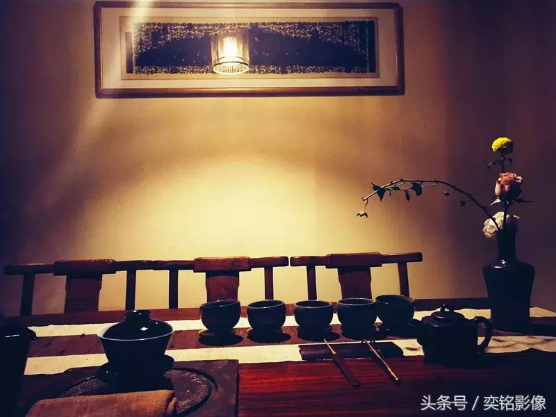 平江首个陶瓷艺术文化展馆,喝茶 尝器把时光留在瓷艺里