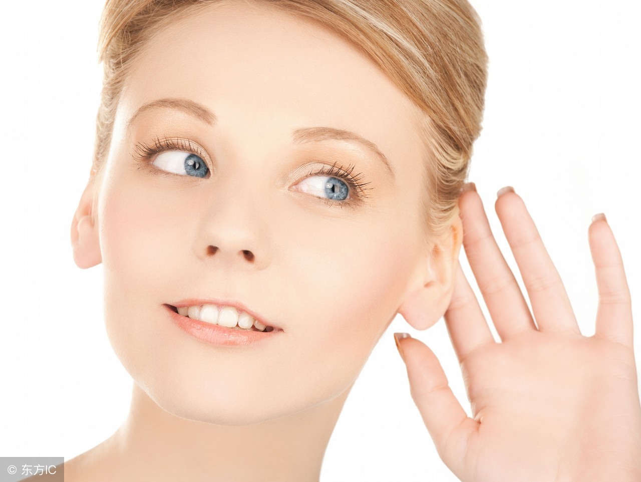 耳鸣是什么原因造成的？3个小妙招，或能让你告别耳鸣