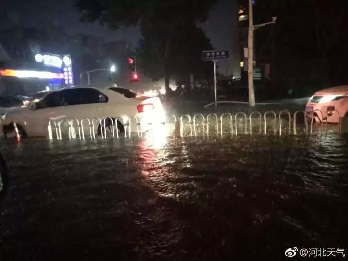 大暴雨+中到大雨再下三天！河北连发预警+通知！这些事千万不能做！