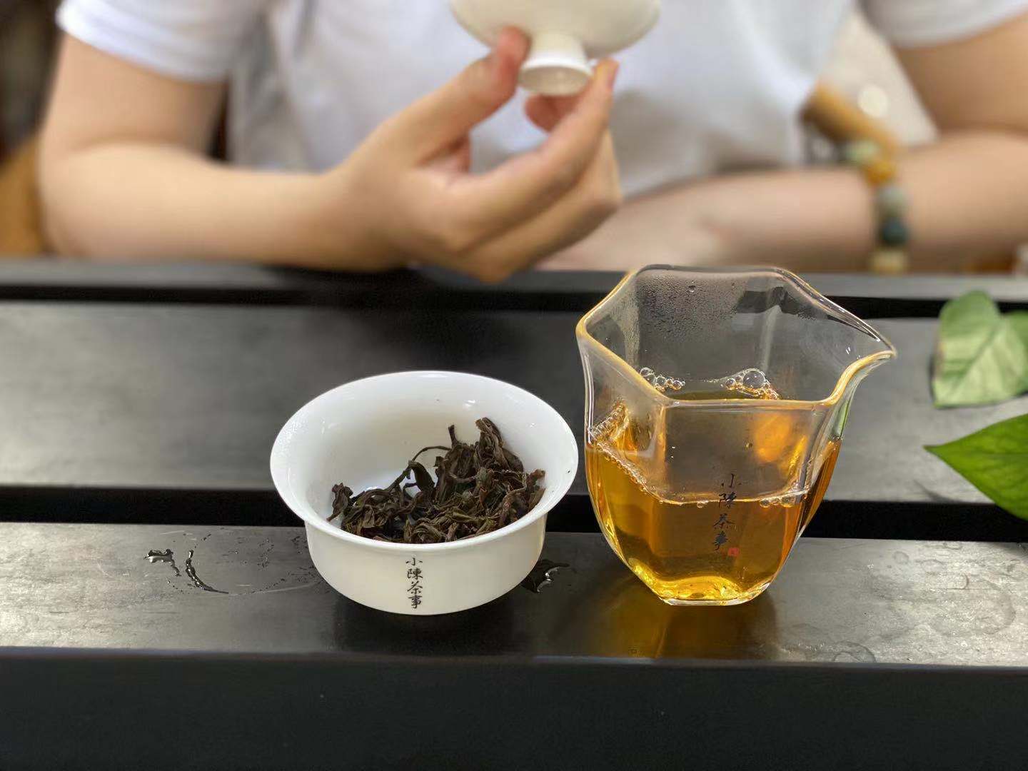 69元800克的正山小种，跟6900元500克的红茶，有什么区别？