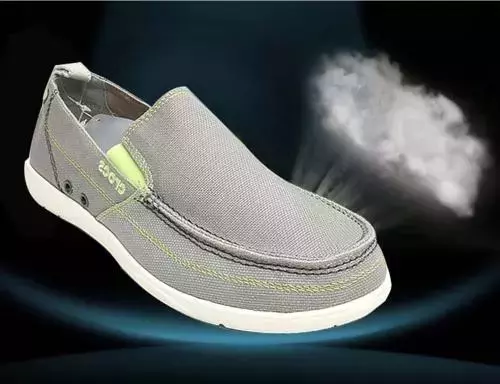 网传“洞洞鞋”鼻祖倒闭关厂？Crocs：你们想太多