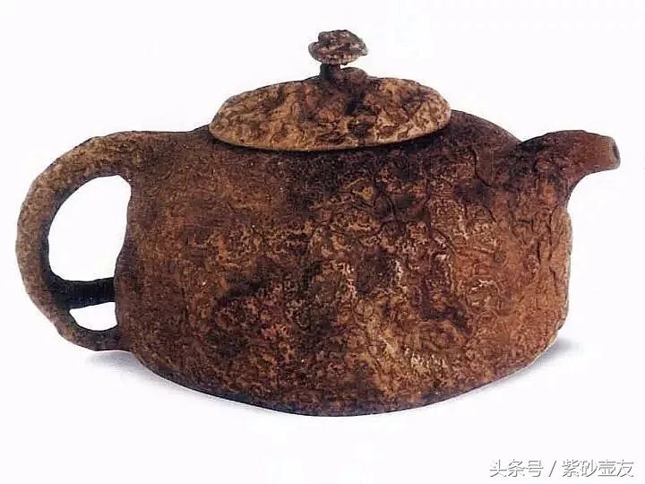 徐汉棠、顾景舟、吕尧臣等都是赫赫有名的紫砂壶大师，他们的作品被各大博物馆收藏。