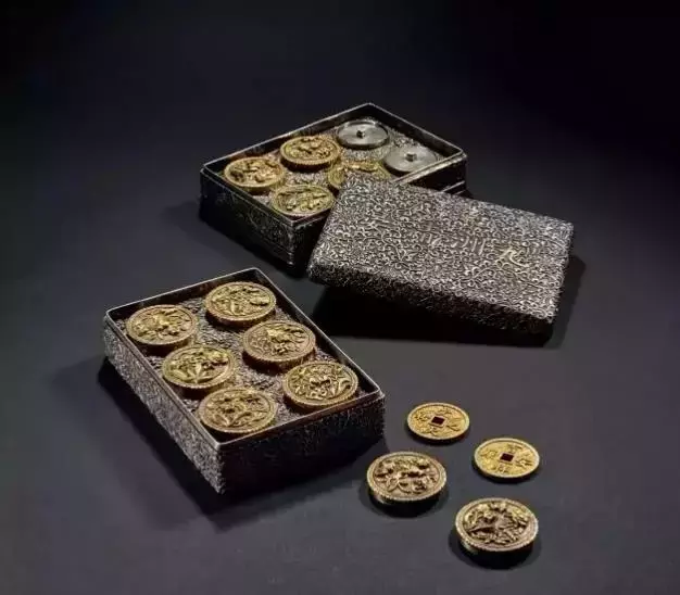 五帝钱的寓意和象征（一文读懂五帝钱代表的含义）